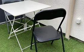 Maisonette De 25M2 A La Porte De Paris